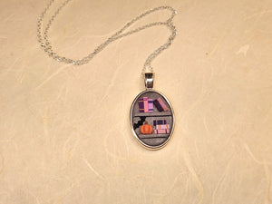 The Nocturne Nook Necklace